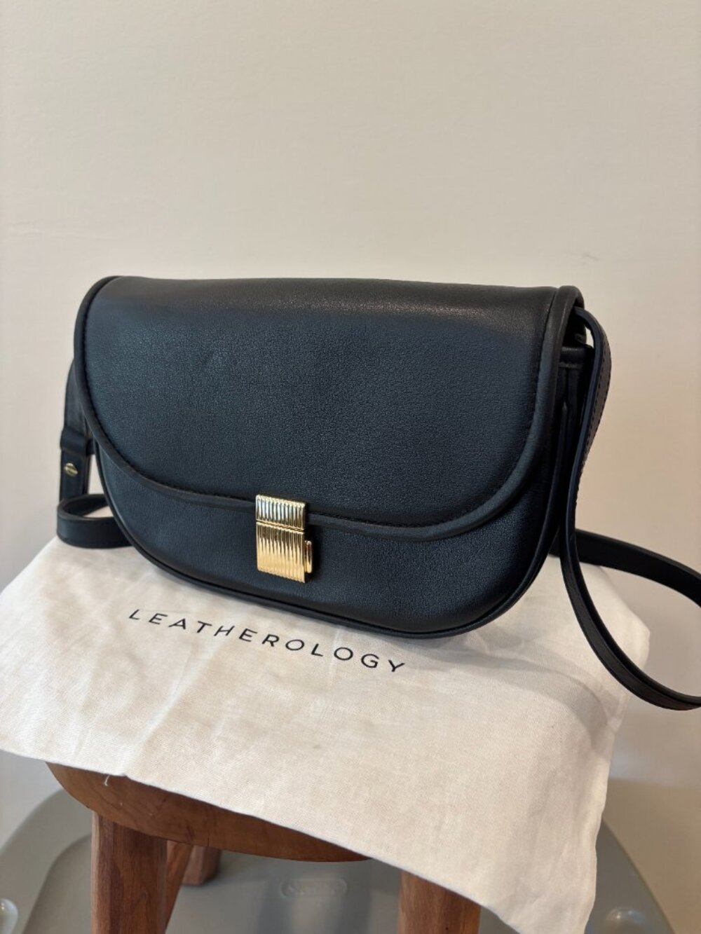 Leatherology Katy Small Saddle Leather Crossbody - Black / Gold - Picture 10 of 10